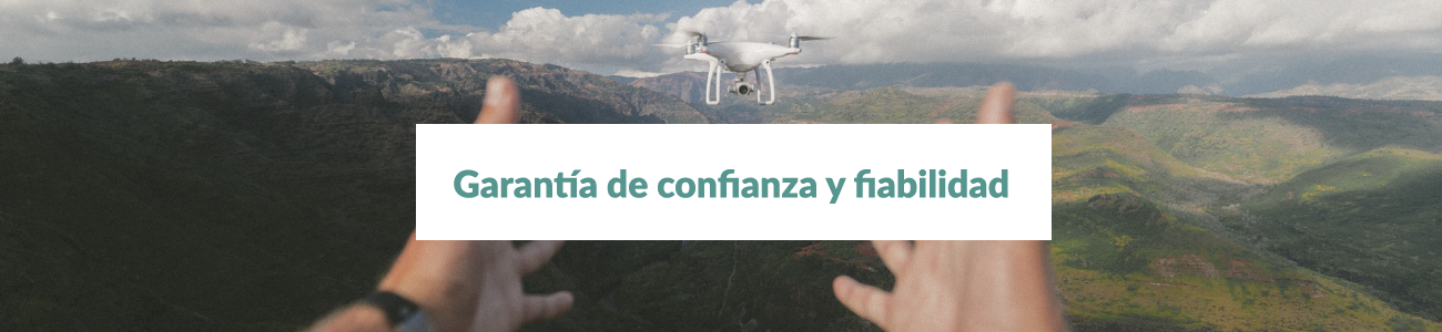 dron despegando para realizar un reportaje de fotografía aérea